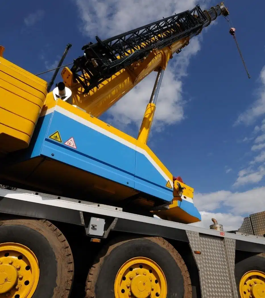 Sample of a slewing mobile crane (up to 60 tonnes)